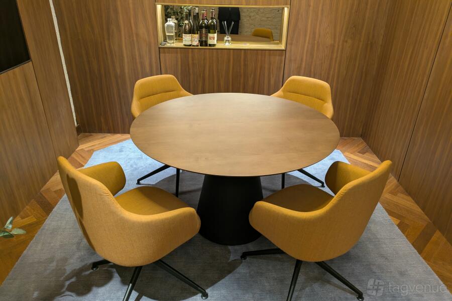 Hackstons Window Hackstons Knightsbridge Venue Hire in London | Reviews, Photos & Prices