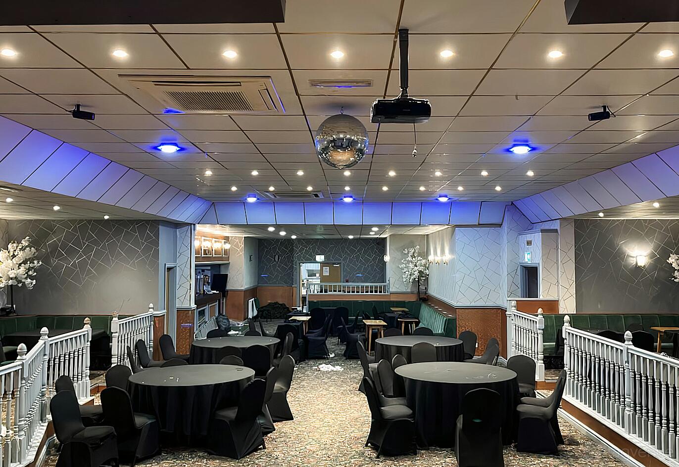 Club Function Hall Function Room - The Village Social Club - Event Venue Hire - Tagvenue.com