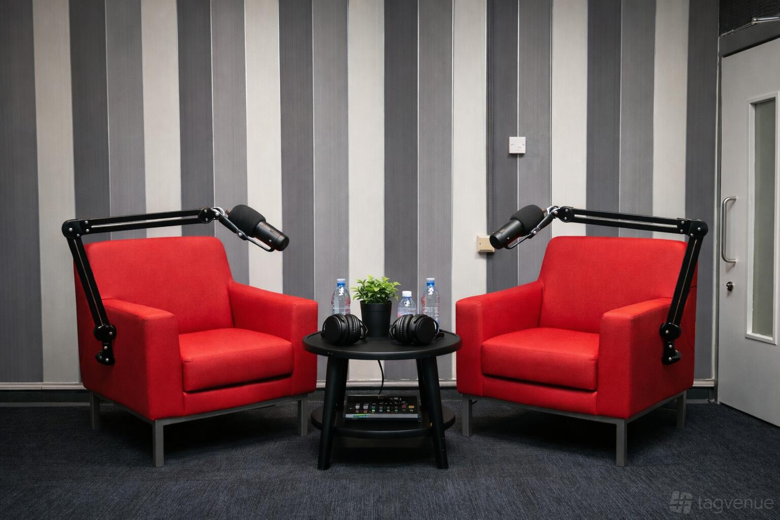 Legacy Duo Studio podcast room