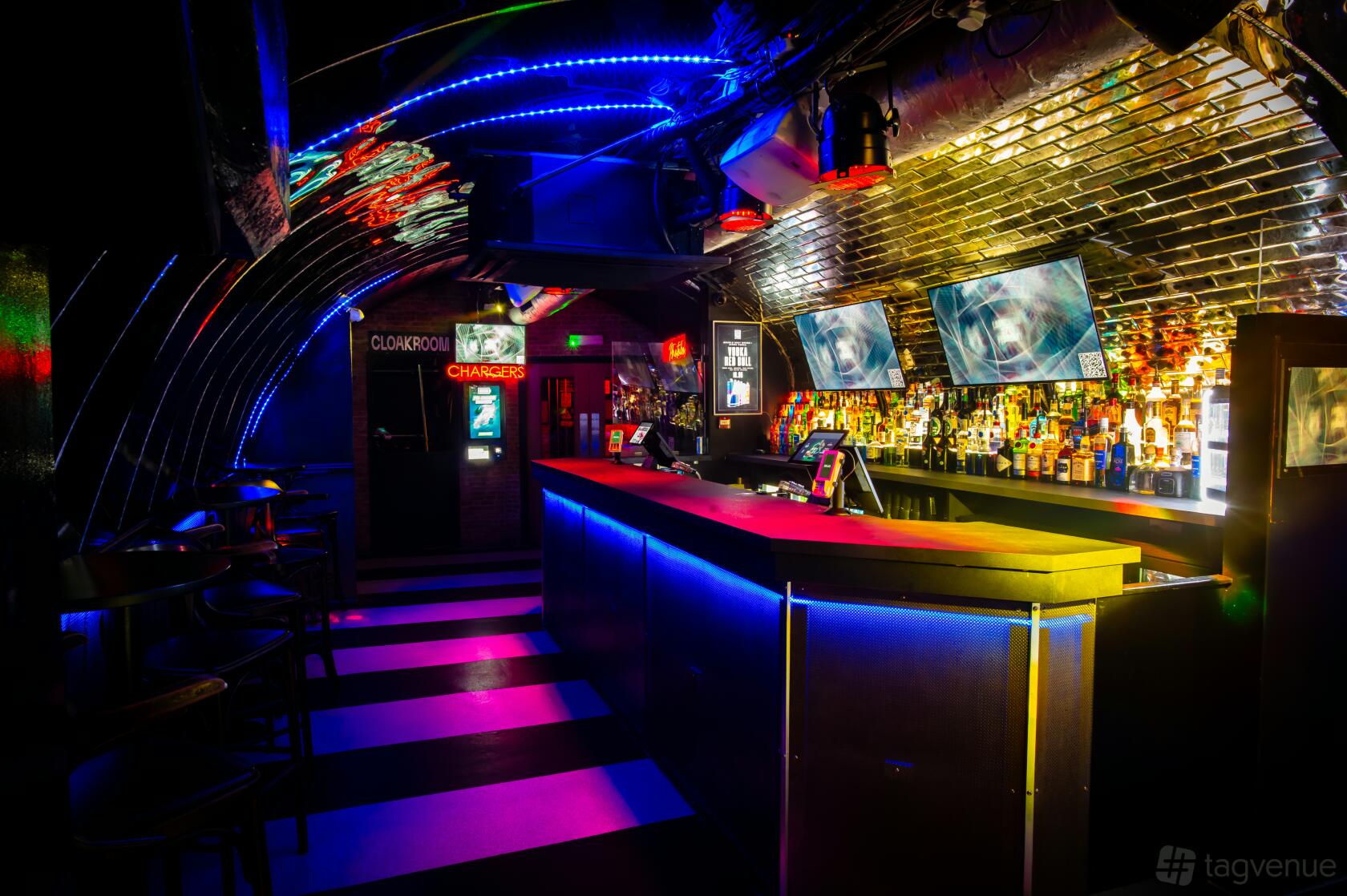 Labyrinth Nightclub Onyx Bar - Labyrinth Bar & Nightclub - Event Venue ...