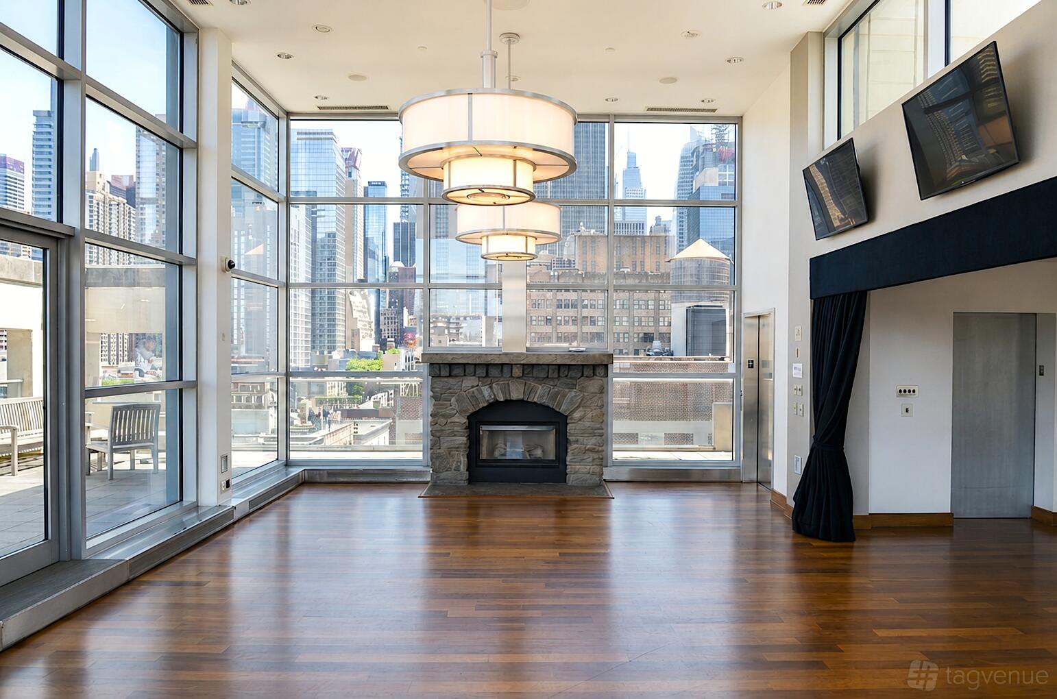Penthouse 45 Venue Rental in New York City, NY | Reviews, Photos & Prices