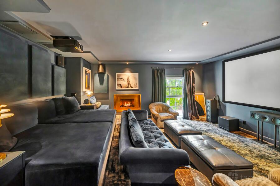 Malibu Estate w/ Pool & Views - Luxury Malibu Hillside Estate w/ Resort ...