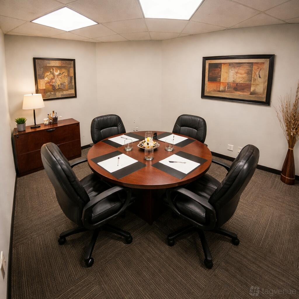 Meeting Room (Hillcrest) at Swift Offices Yonge Street at Swift Offices Yonge Street
