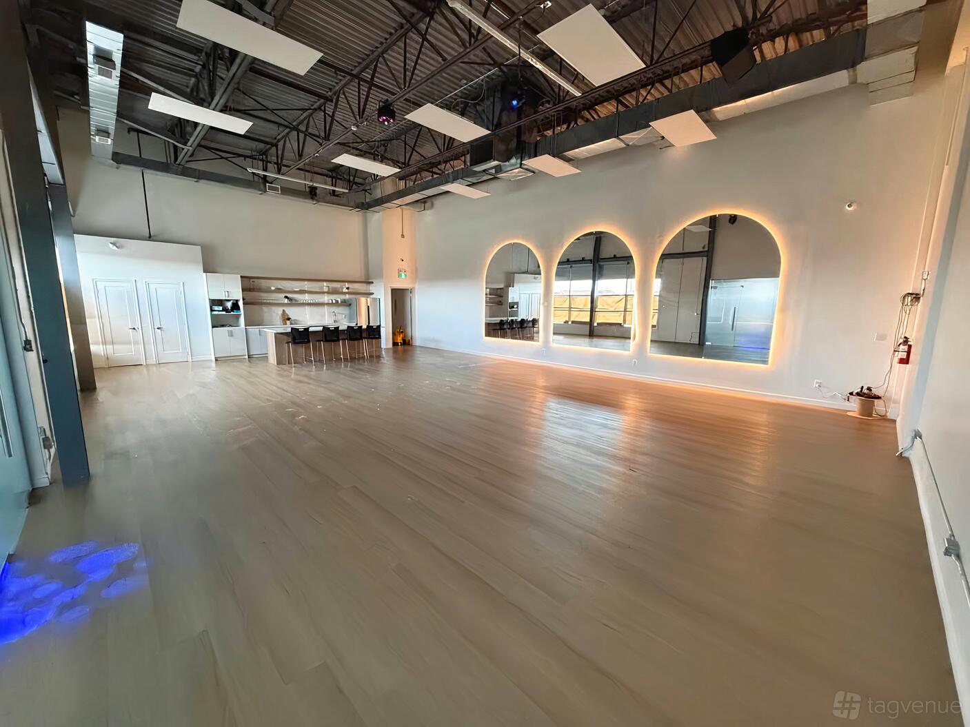 Lumiere Loft