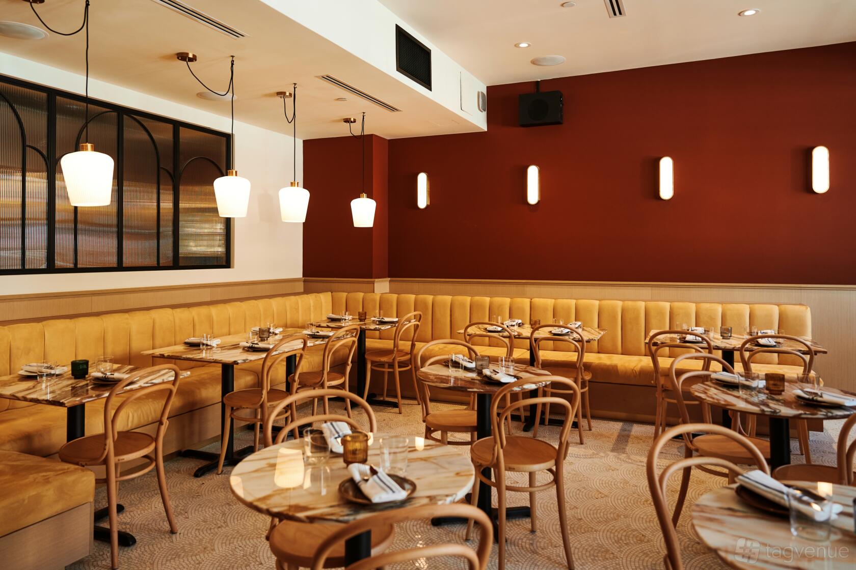 Taberna LX