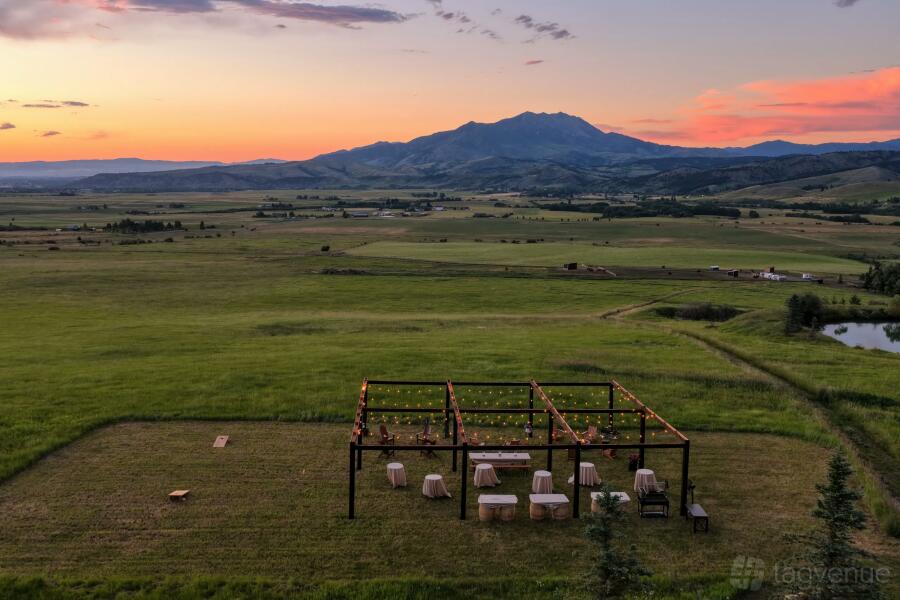 The Rlach The Lodge at Four Peaks Ranch - Four Peaks Ranch — Montana Ranch ...