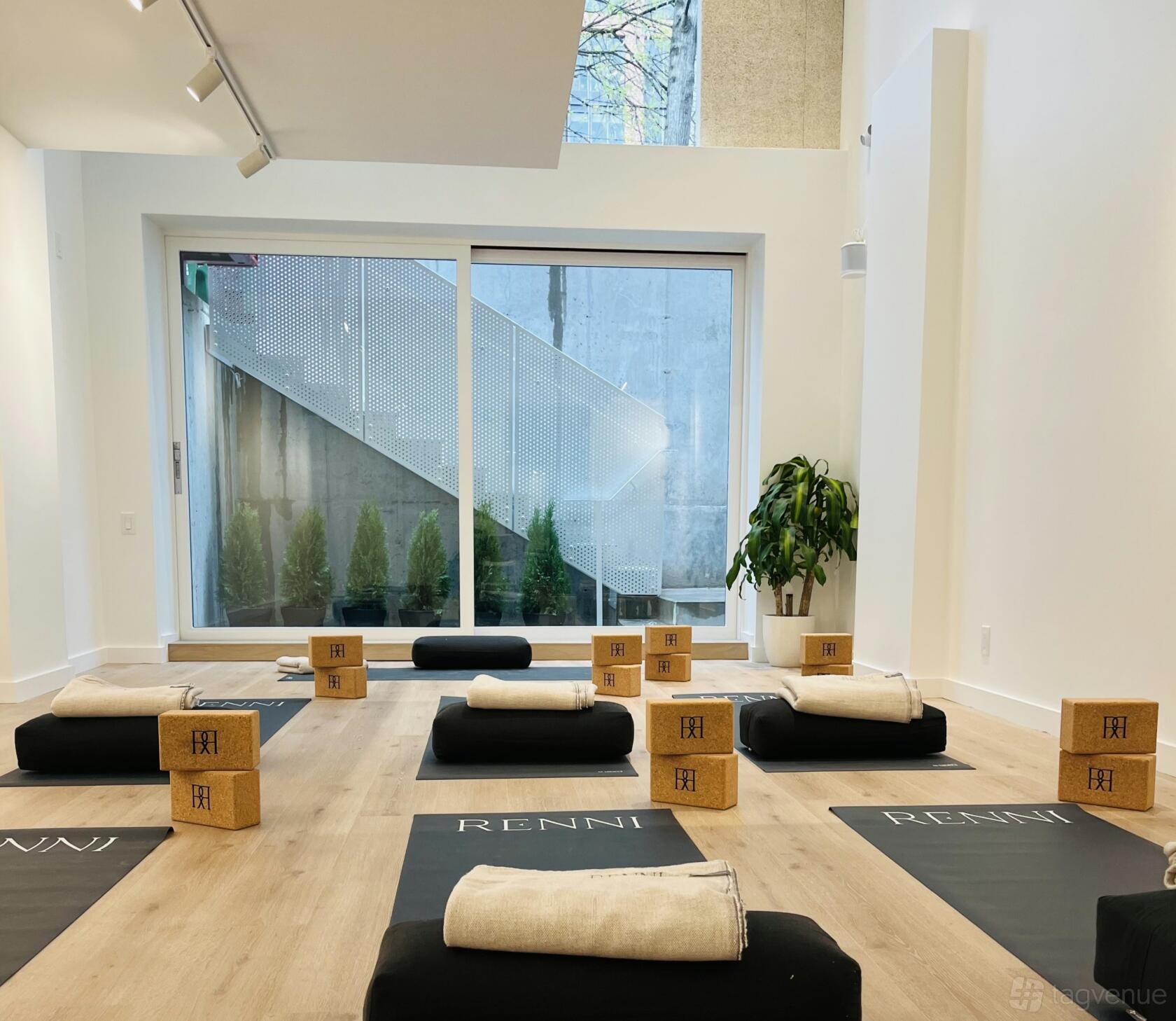 RENNI Yoga Studio