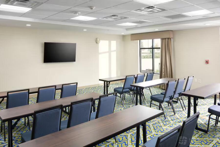 Meeting Room Meeting Room