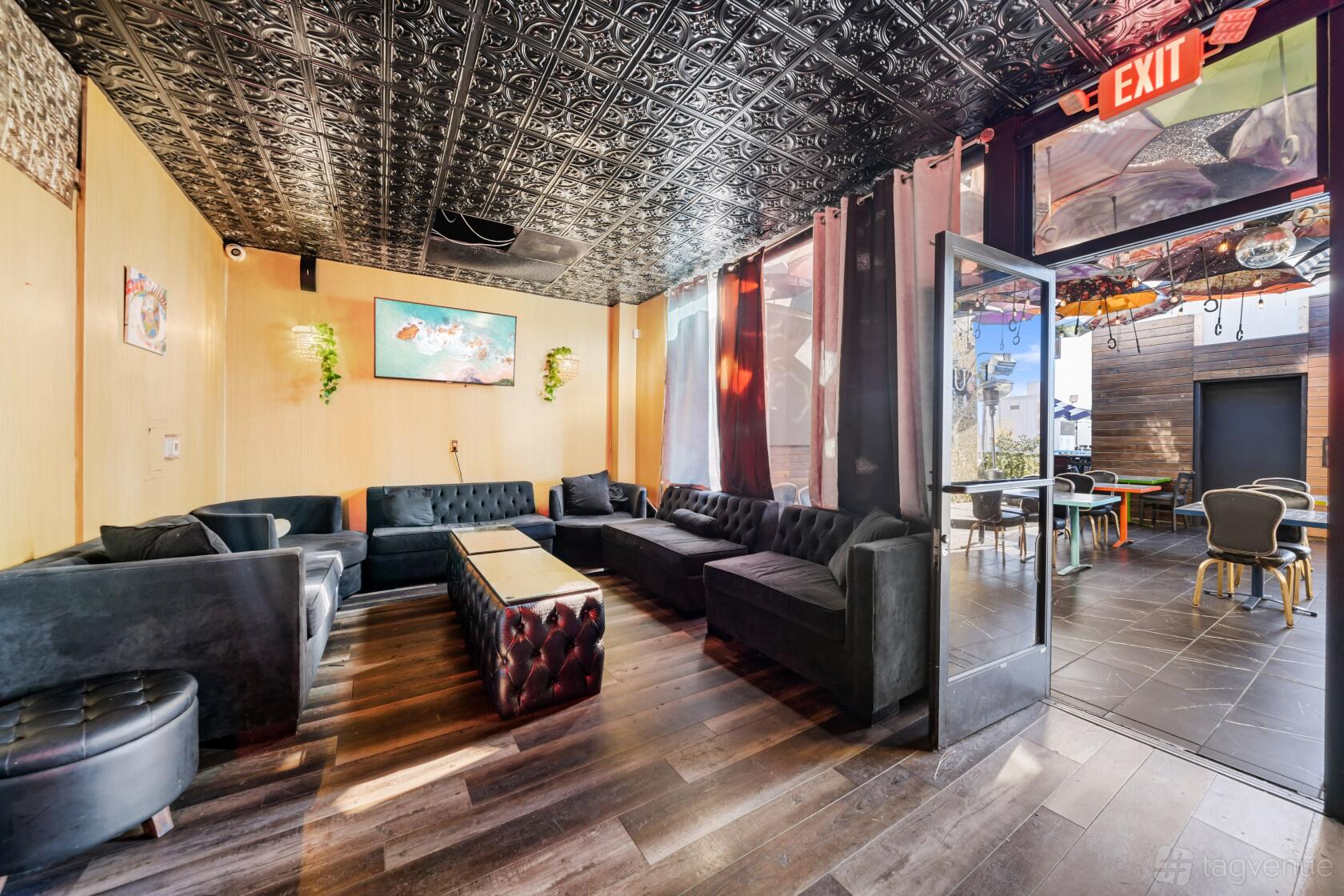 Vip Room Drop VIP Room - Sunset Rooftop - Event Venue Rental - Tagvenue.com