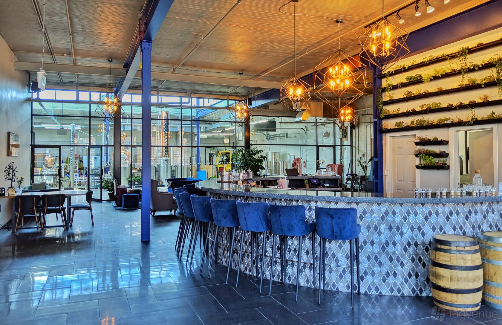 The Lounge at Reid's Distillery at Reid's Distillery
