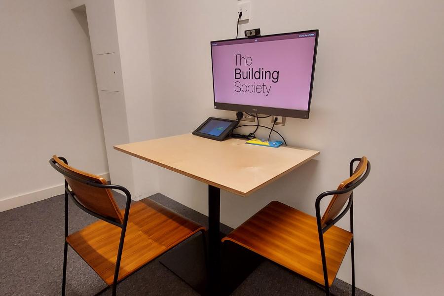 Small meeting room for 3 Small meeting room for 3