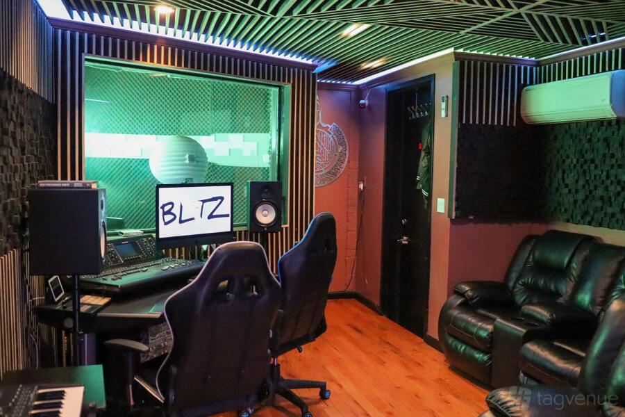 Recording Studio Recording Studio