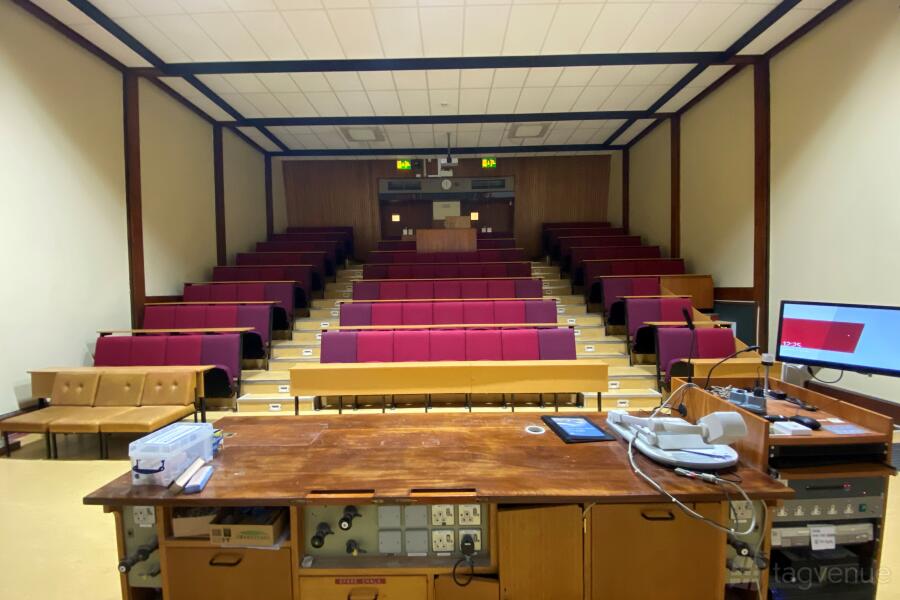 Lecture Theatre 4 Lecture Theatre 4