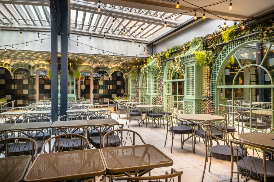 The Courtyard & Patio at