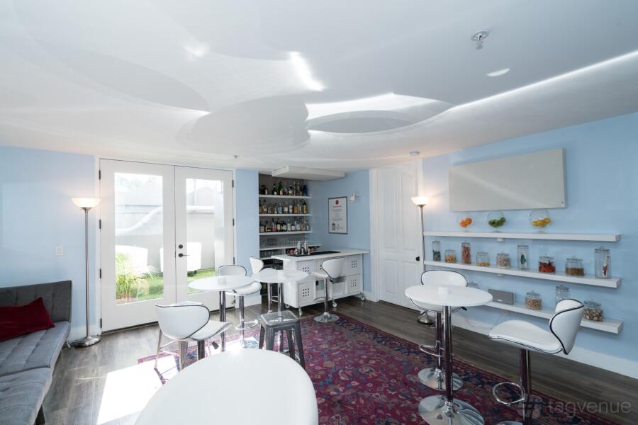 Speakeasy Style Party Suite at Versatile Art Deco Suite