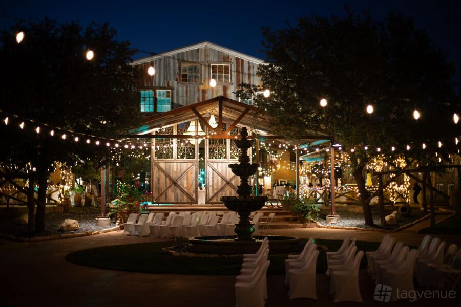 Outdoor Courtyard Outdoor Courtyard