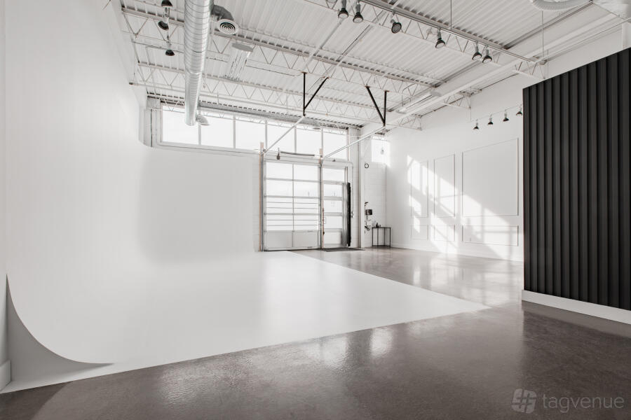 Entire Studio Entire Studio