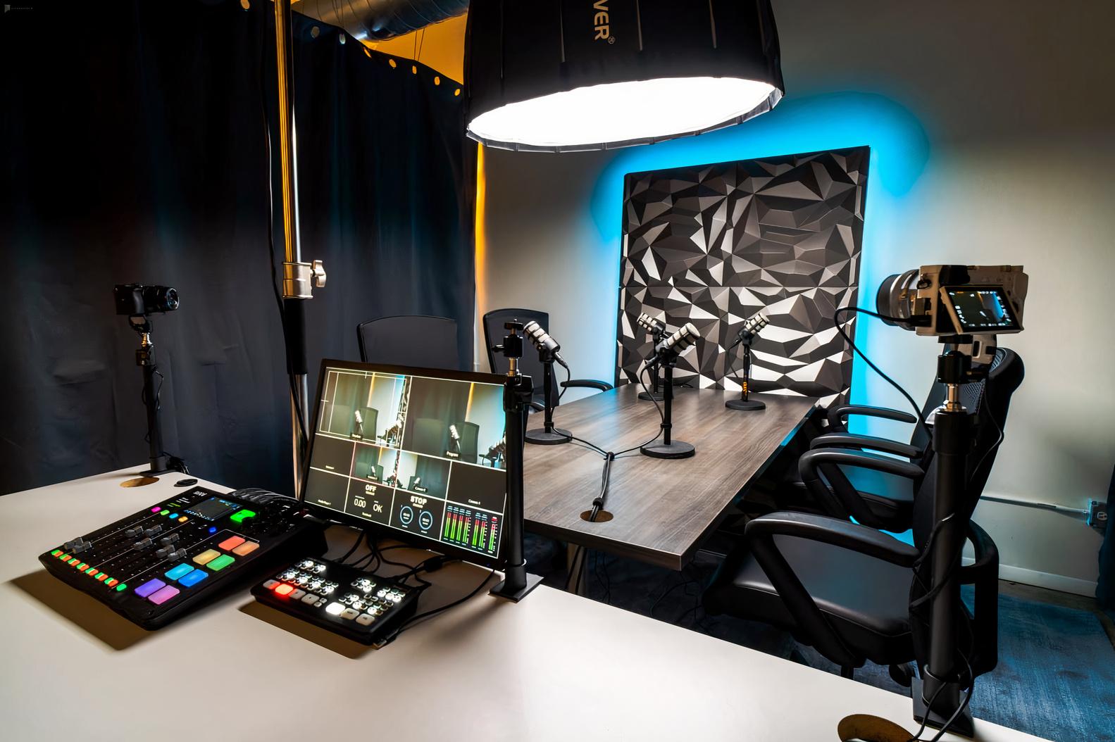 Podcast Studio View Chicago Podcast Studio - Event Venue Rental - Lake View, Chicago, IL ...