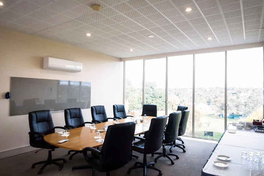 Heathrow Boardroom Heathrow Boardroom