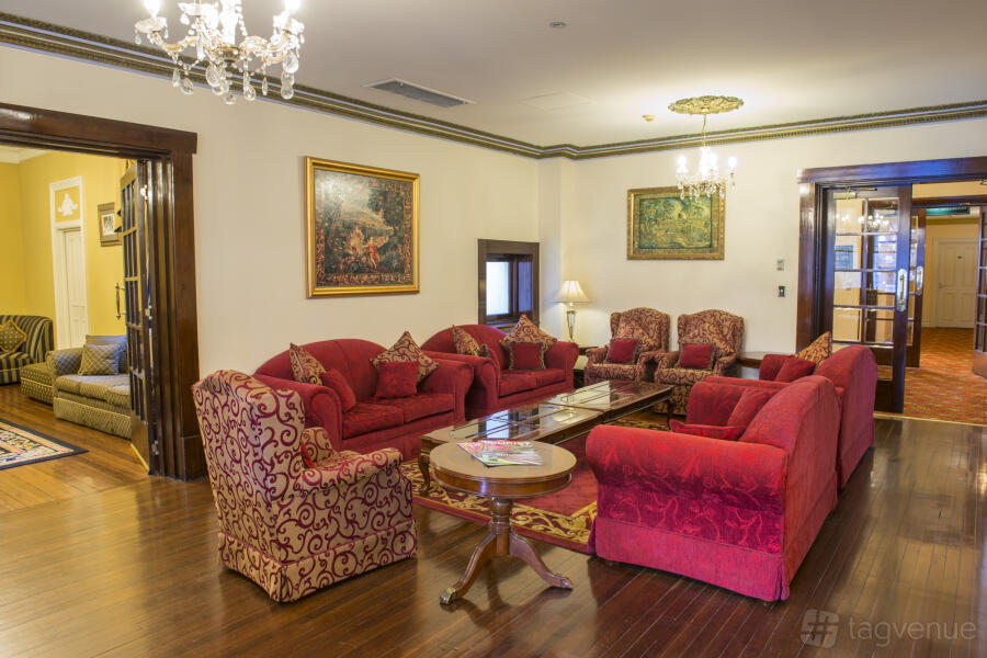 Cafe Royale at