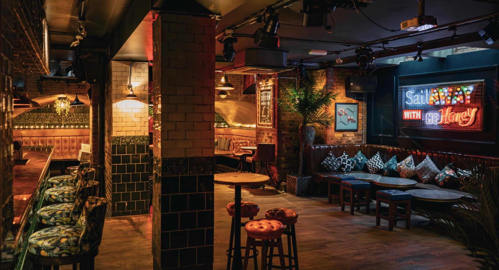 Basement Bar - The Oxford Market - Event Venue Hire - Tagvenue.com