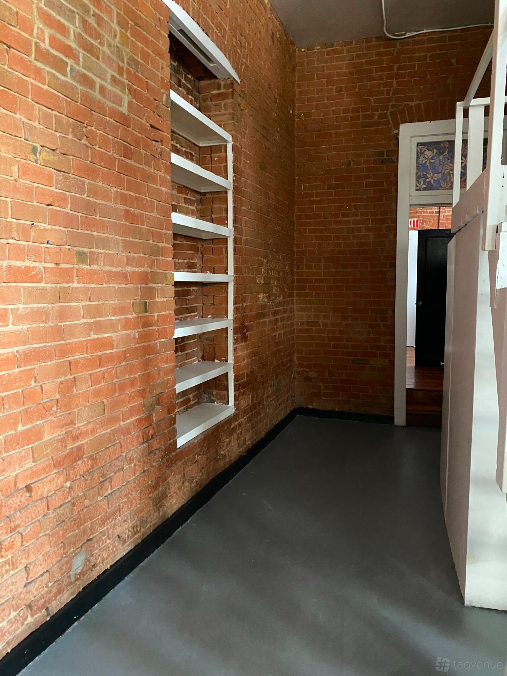 A closer look at Exposed Brick Lofts For Rent