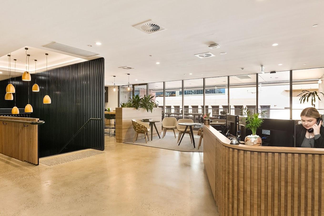 Ruby Tuesday U shape Meeting Room (22 People) - Workspace365 66 ...
