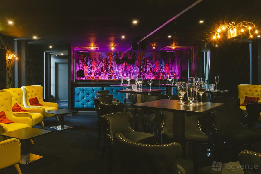 VIP Room VIP Room
