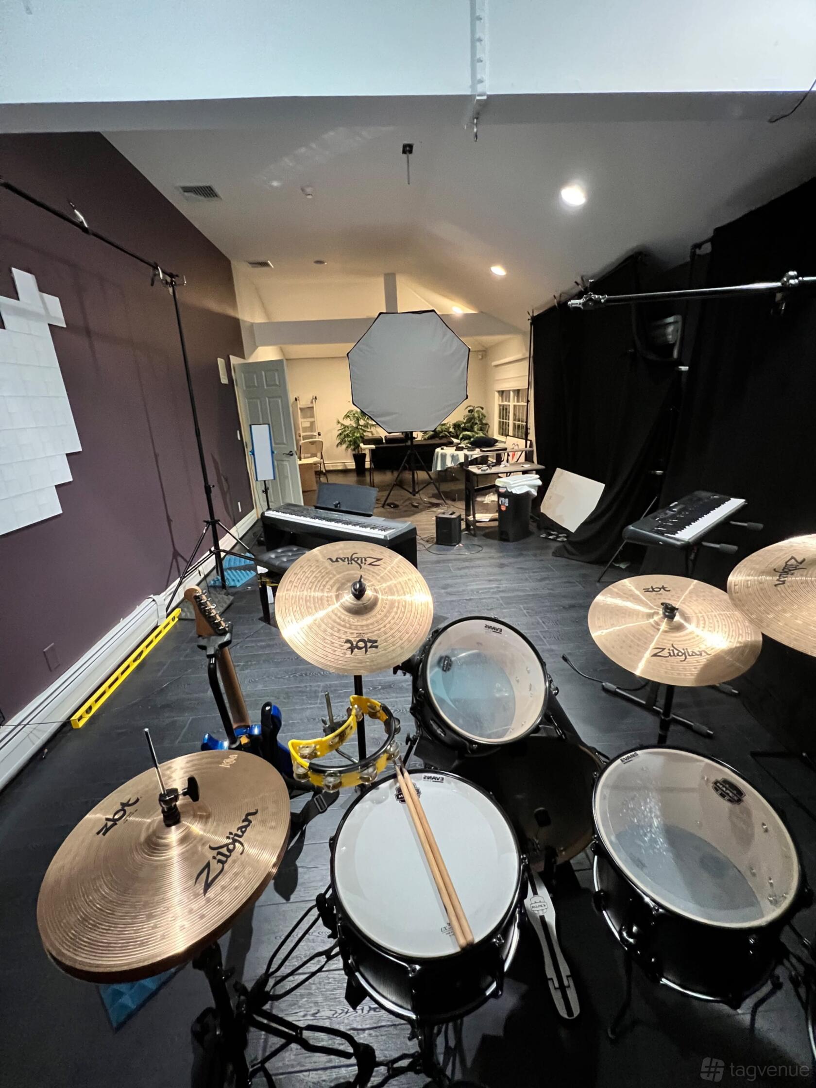 Studio Space Rental Studio Space - Date With Destinee - Event Venue Rental - Tagvenue.com