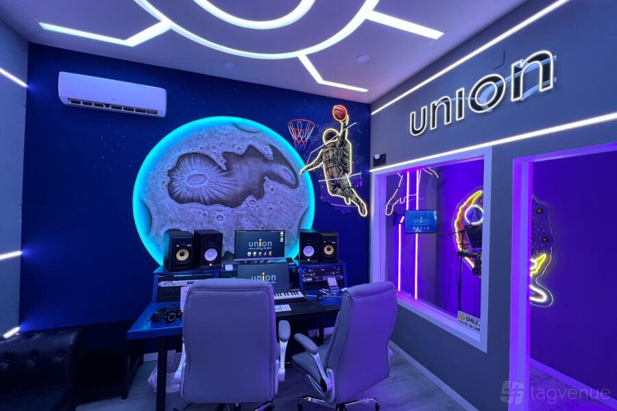 Union Cosmo Recording Studio at Union Recording Studio