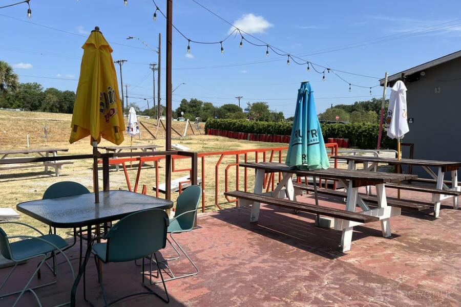Outdoor Patio and Yard Outdoor Patio and Yard