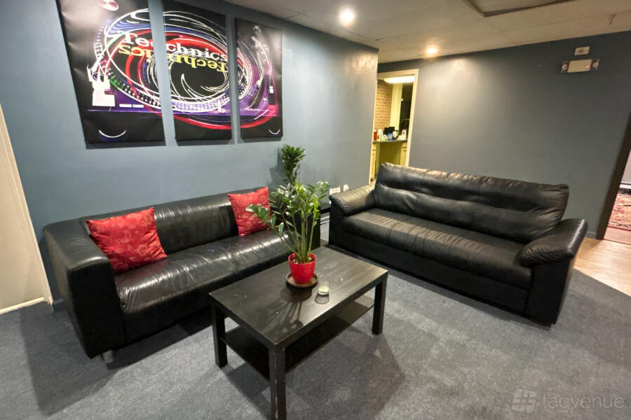 Creative Meeting Space at