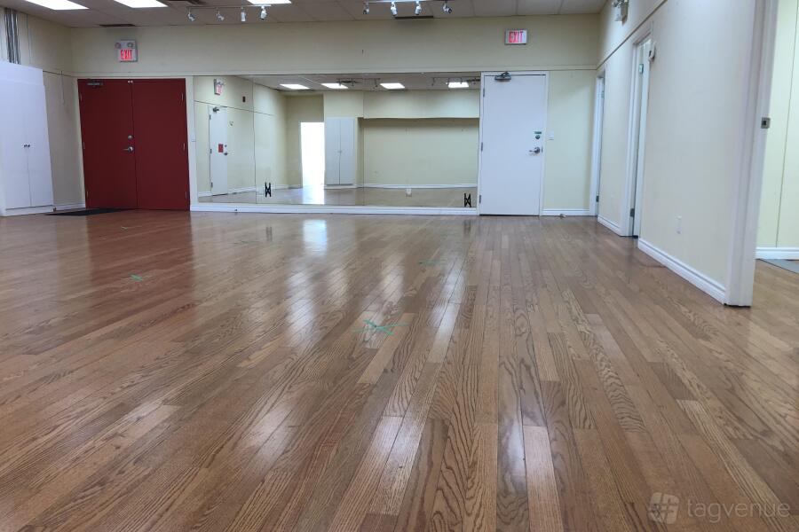 Entire Studio Entire Studio