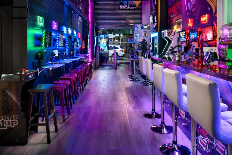 Main Floor Main Floor