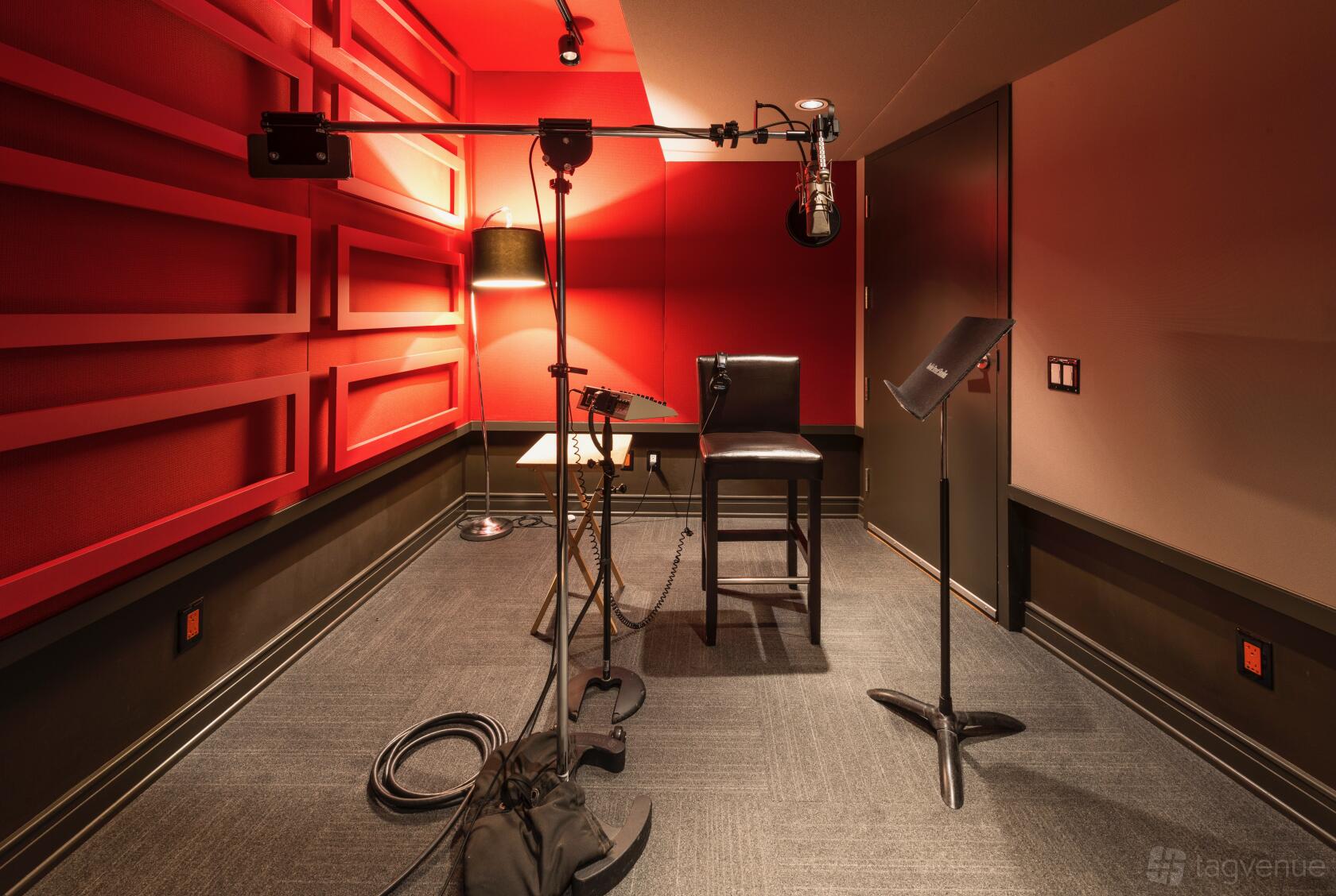 Studio In Toronto Noble Street Studios Venue Rental in Toronto, ON | Photos & Prices