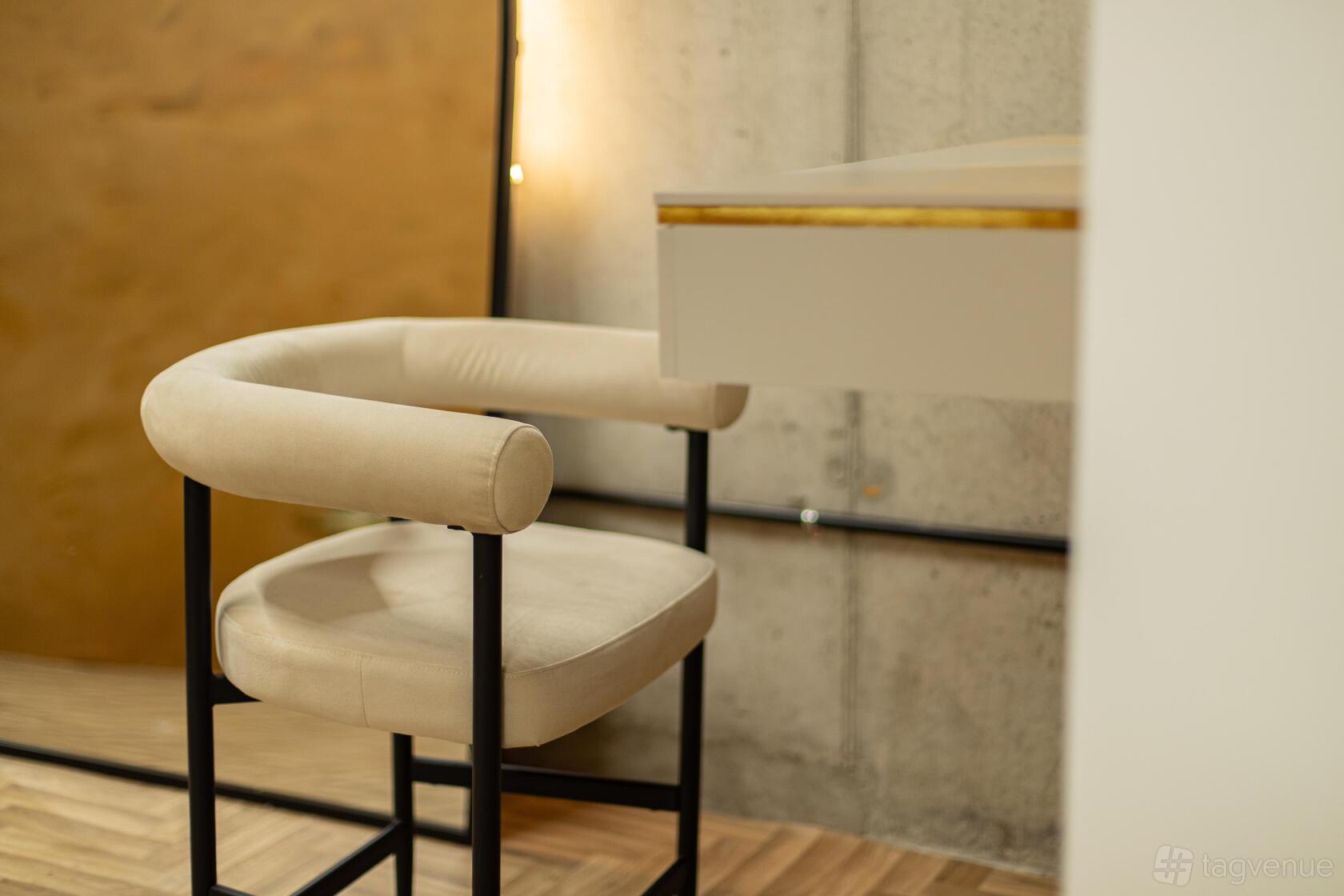 Sheila Knowles BBE Studio Venue Hire in London | Photos & Prices