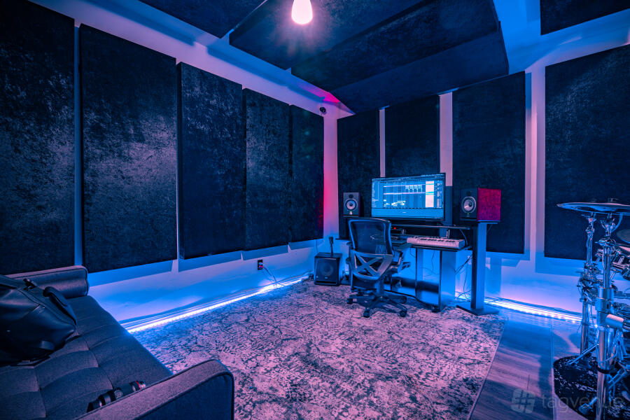 Creative Recording Studio Creative Recording Studio