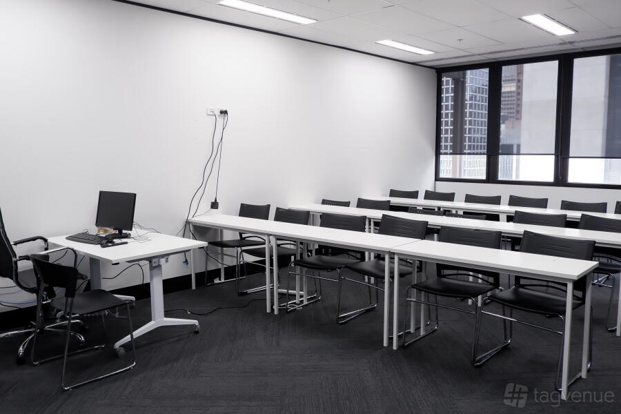 Training Room 5 at Melbourne City College Australia