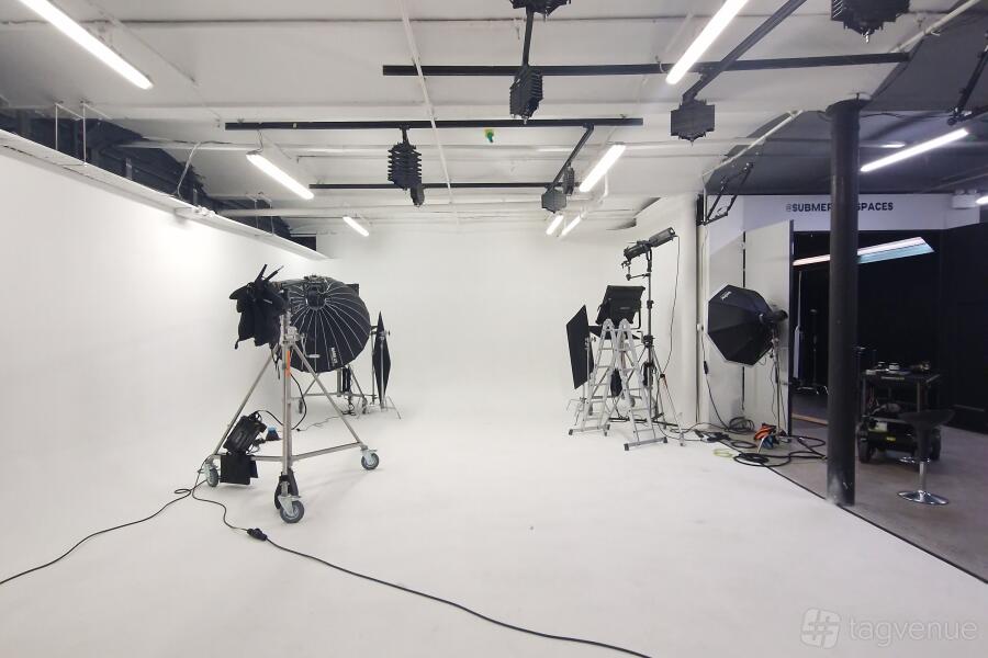 XL Studio at Submerged Spaces XL Studio at Submerged Spaces