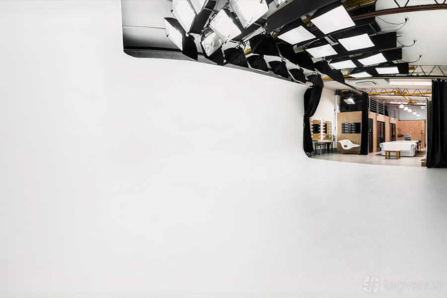 Video & Photography Studio Video & Photography Studio
