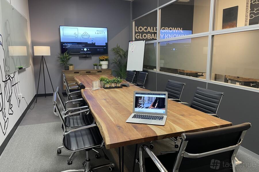 Boardroom 10-12 at
