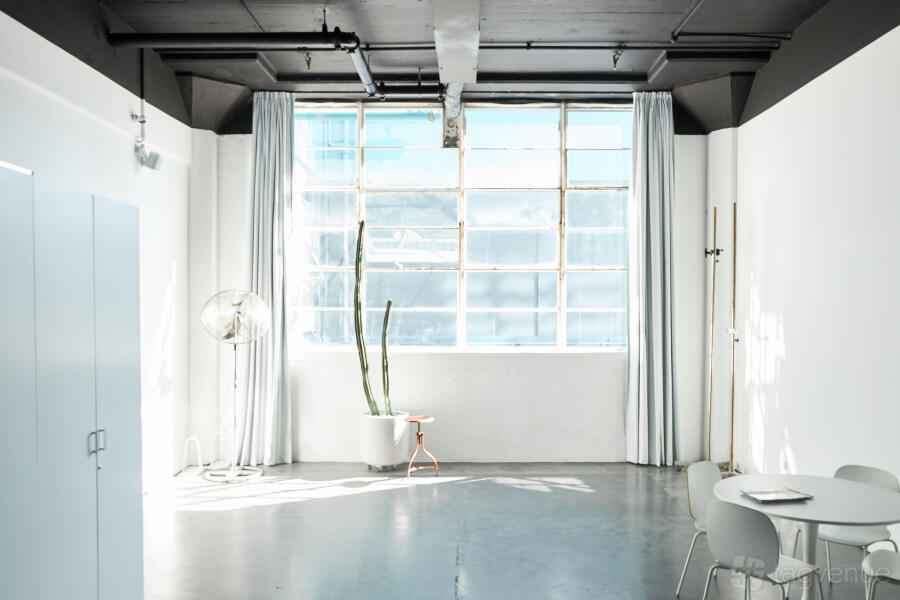 Studio/Kitchen Studio/Kitchen