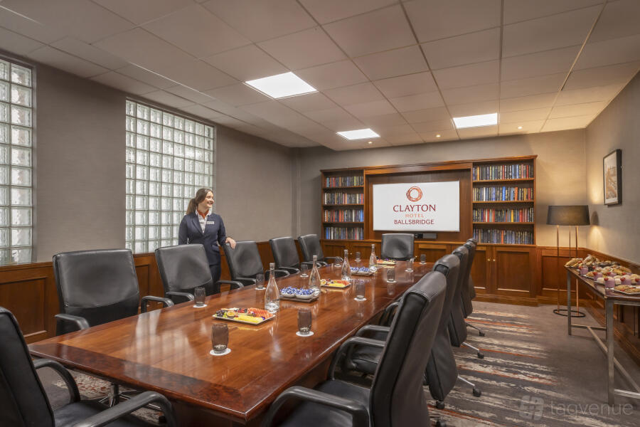 Meeting Rooms Meeting Rooms