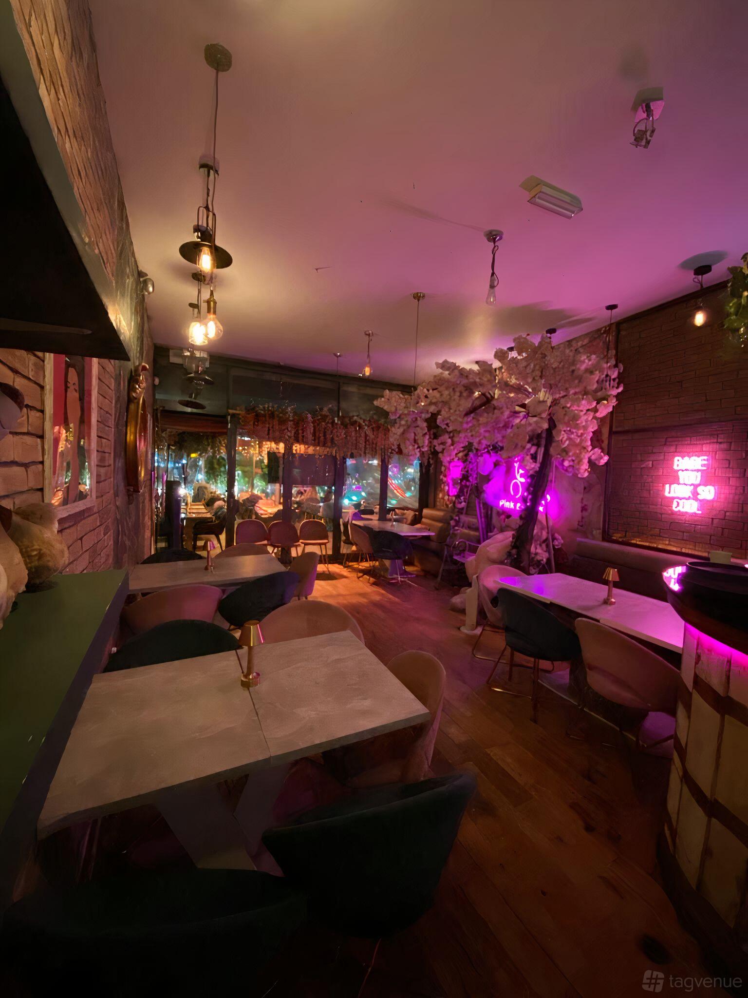 Private Room Rge Rd Private Room - Rozay Lounge - Event Venue Hire - Tagvenue.com