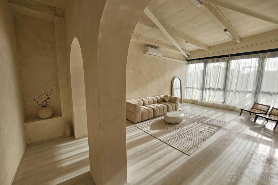 Sun-Kissed Lifestyle Studio Sun-Kissed Lifestyle Studio