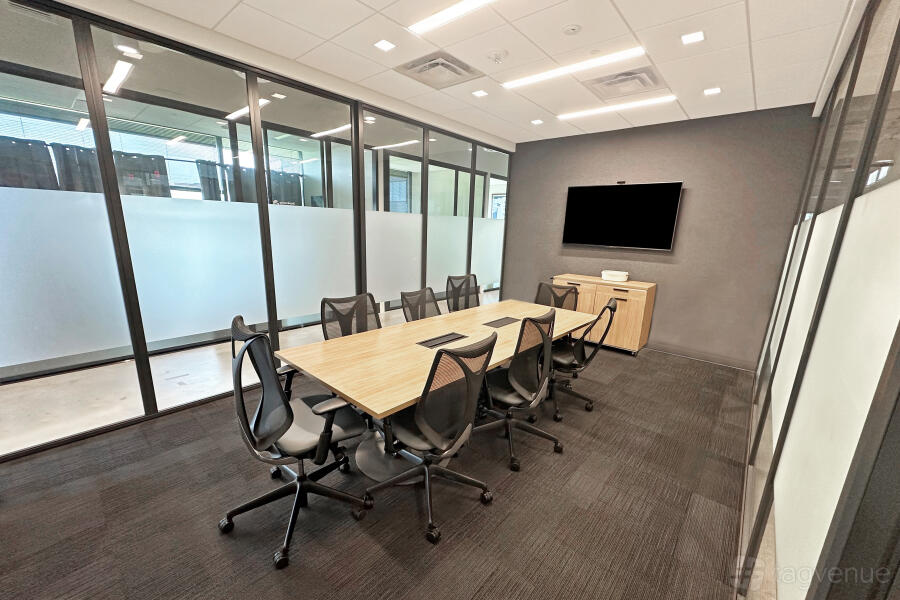 10 Person Meeting Room 10 Person Meeting Room
