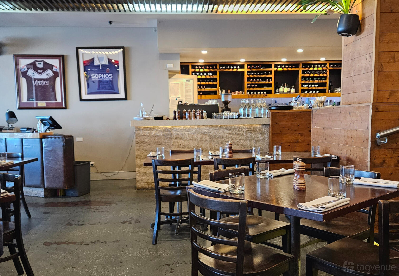 Indoor Area - Manly Grill - Event Venue Hire - Tagvenue.com