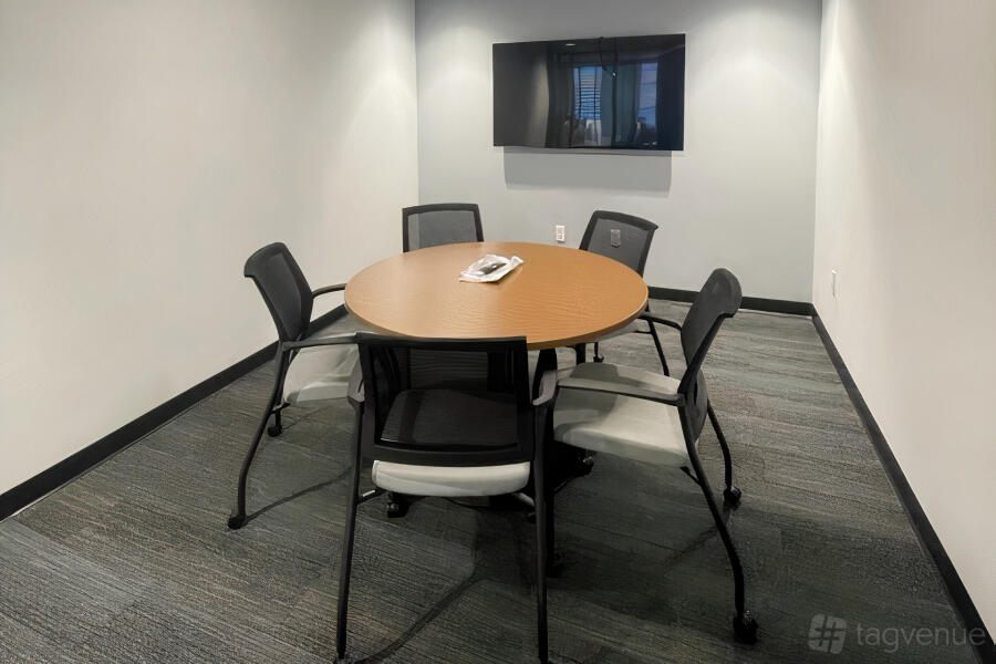 Meeting Room 3 at Co-Work LatAm Brickell