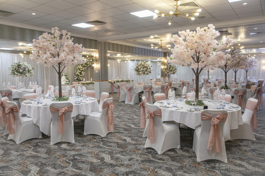 The Courtney at Suites Hotel Knowsley