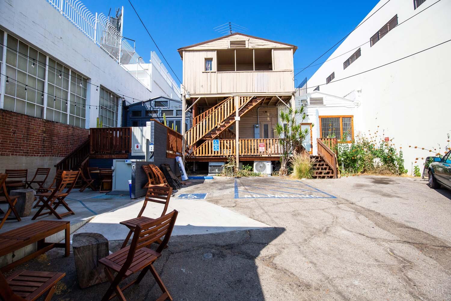 Outdoor Space Bar Bandini Event Venue Rental Tagvenue outdoor-space-bar-bandini-event-venue-rental-tagvenue